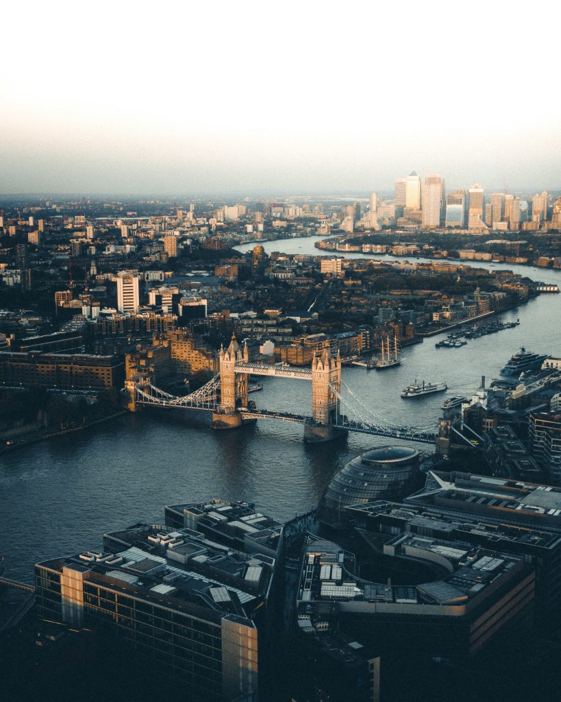 London ariaal view of Thames, Jose Llamas of Unsplash - thanks